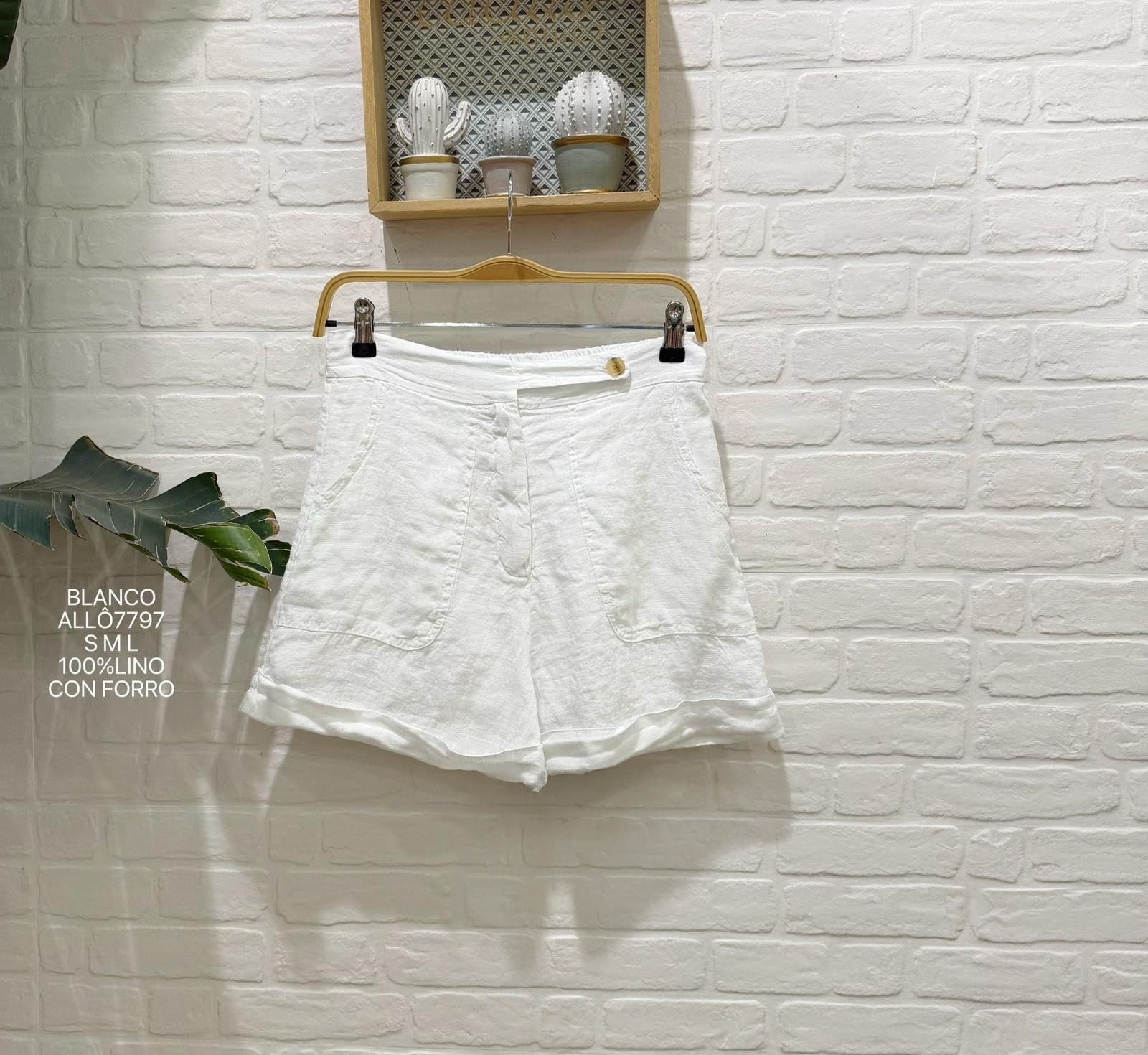 Short lino Marrón