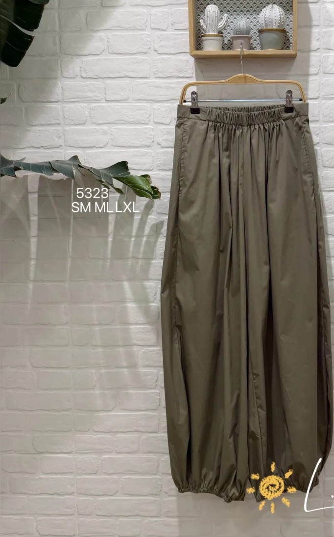Pantalón suelto Kaki